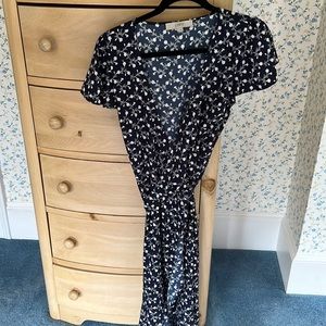 LOFT V neck midi wrap dress